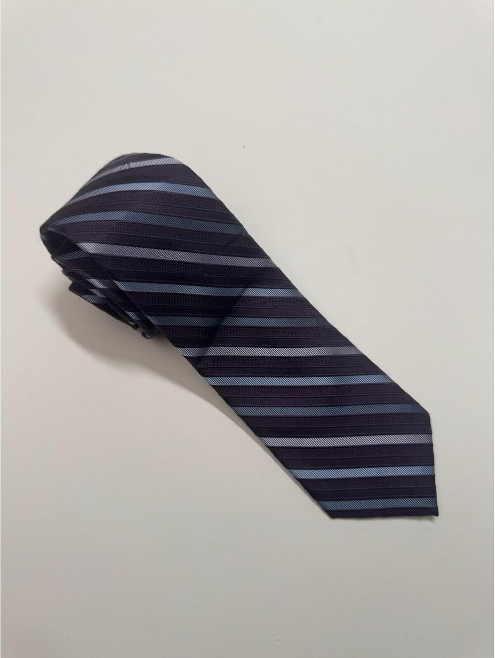 Calvin Klein 100% Silk Short Tie In Purple And Blue Stripes
